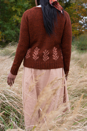 Laine - Embroidery on Knits