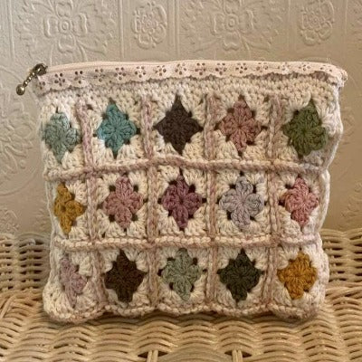 Crochet Granny Square Wallet Kit